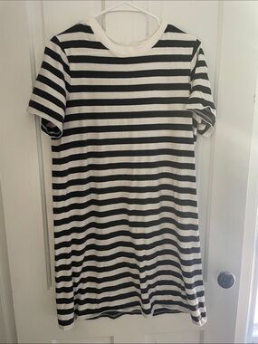 Old Navy T-shirt Dress